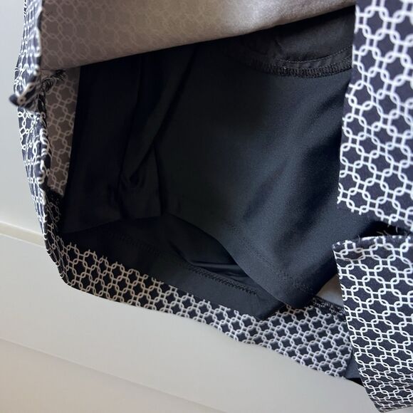 S.C. & CO. Tummy Control Tennis Skort Skirt Women Medium Black White Geometric - Picture 6 of 12